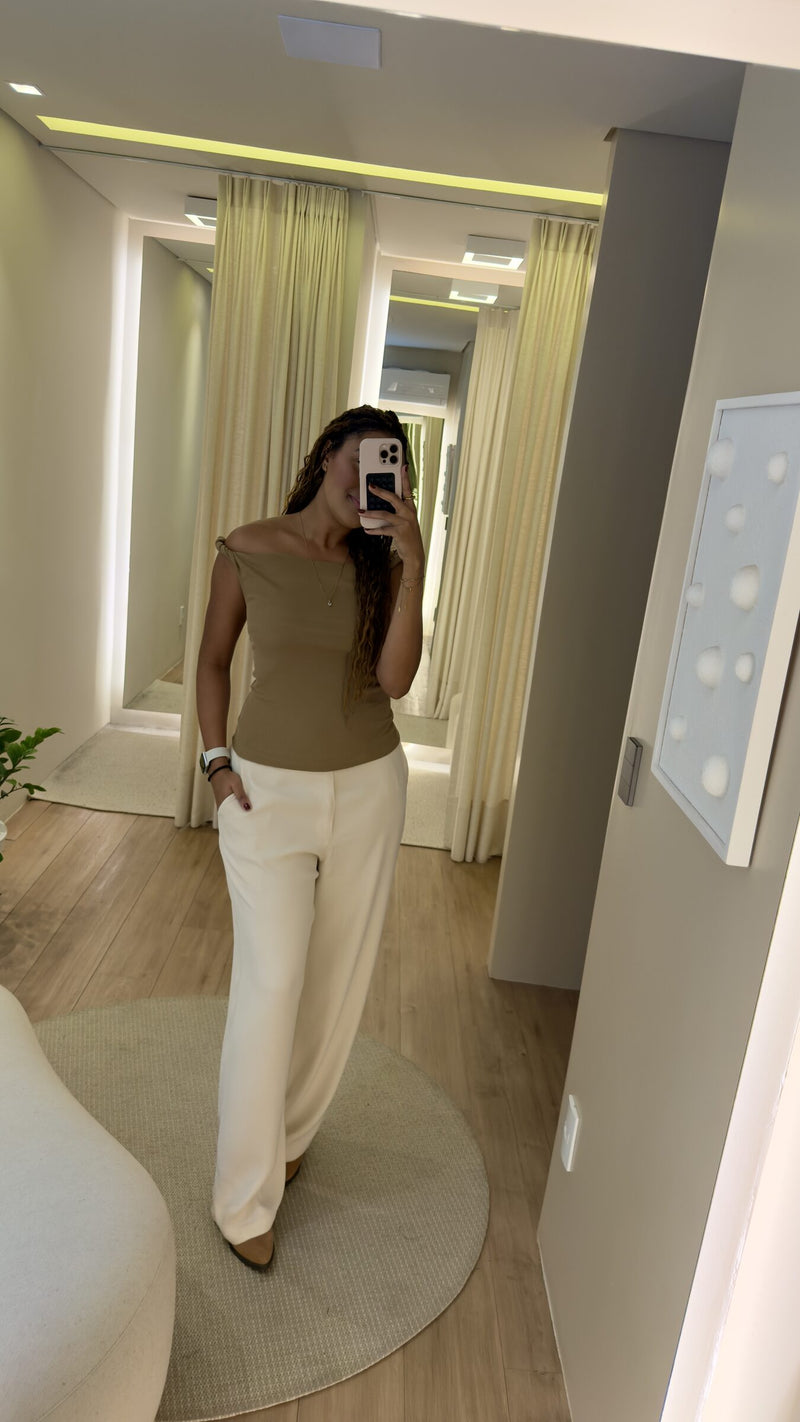 Blusa Karen Caramelo