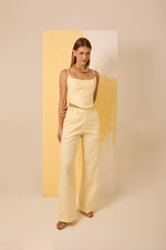 Calca Rafaela Amarelo Manteiga com Blusa Carine - linho rami