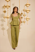 Blusa Melina Verde Oliva — look